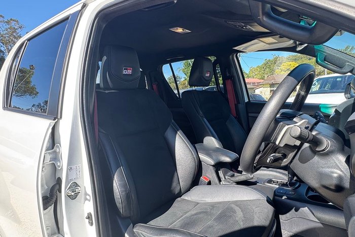 2024 Toyota Hilux GR Sport