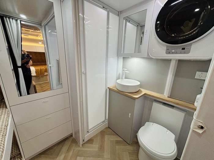 2025 Wonderland RV Amaroo 3 Bunk