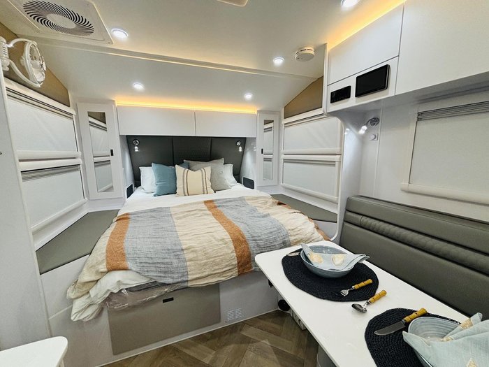 2025 Wonderland RV Xtr 2 Bunk