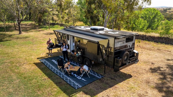 2025 Wonderland RV Xtr 2 Rear Bunk Layout