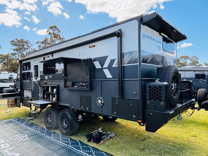 2025 Wonderland RV Xtr 2 Rear Bunk Layout