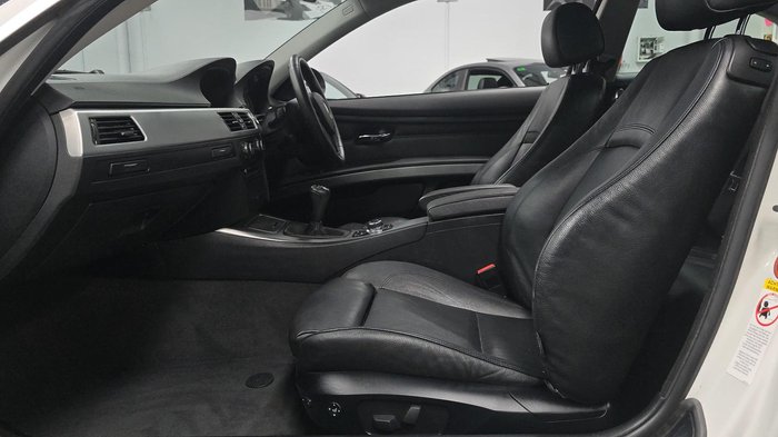 2009 BMW 3 Series 335i E92 MY09.5 Alpine White