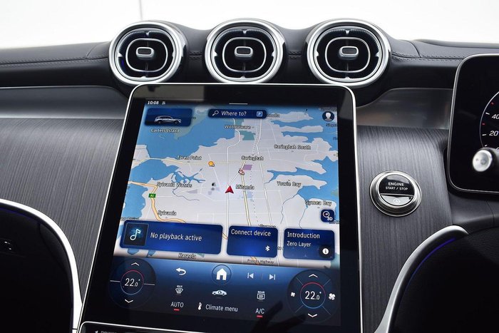 2025 Mercedes-Benz GLC-Class GLC300