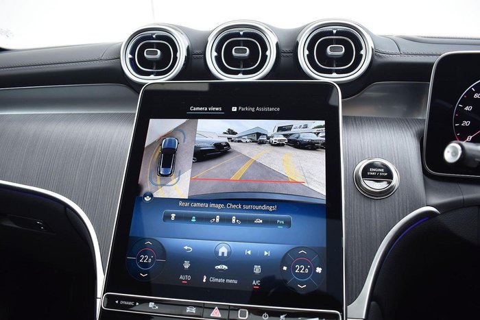 2025 Mercedes-Benz GLC-Class GLC300