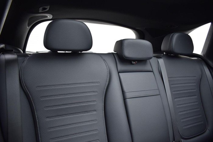 2025 Mercedes-Benz GLC-Class GLC300