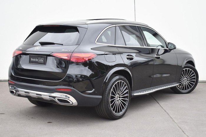 2025 Mercedes-Benz GLC-Class GLC300