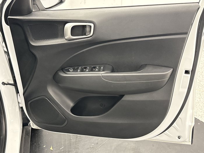 2023 Hyundai Venue (No Badge)