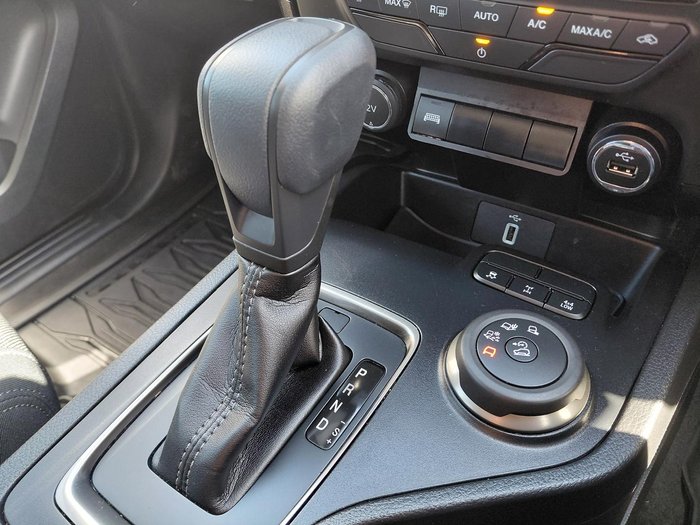 2022 Ford Everest Ambiente