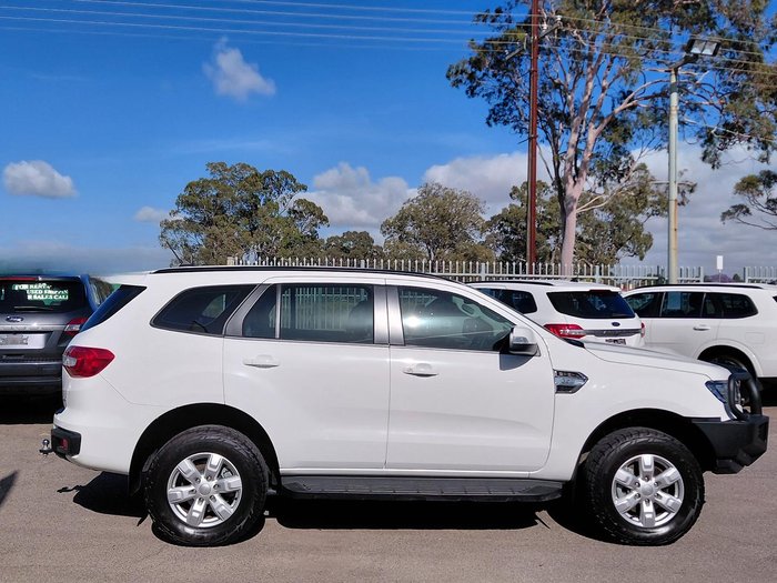 2022 Ford Everest Ambiente