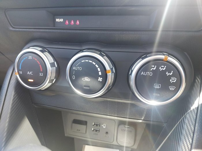 2025 Mazda 2 G15 Evolve