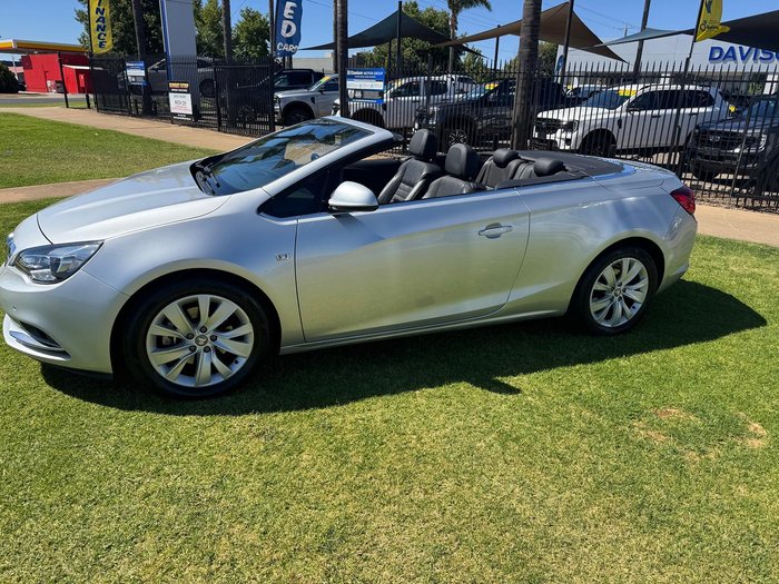2015 Holden Cascada