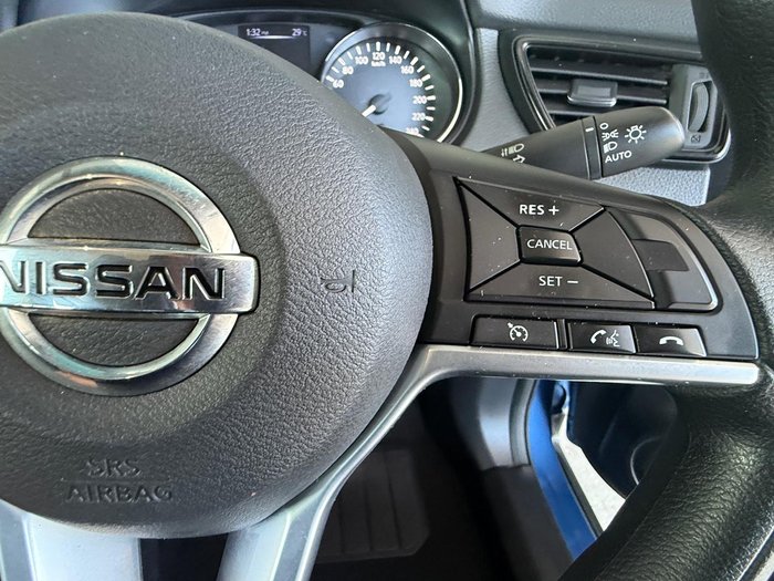 2017 Nissan X-TRAIL TS