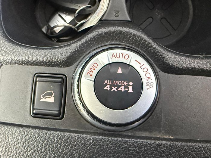 2017 Nissan X-TRAIL TS