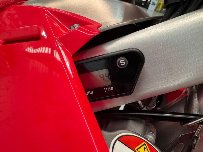 2025 Honda CRF250R CRF Red