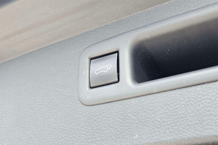 2022 Toyota Kluger Grande