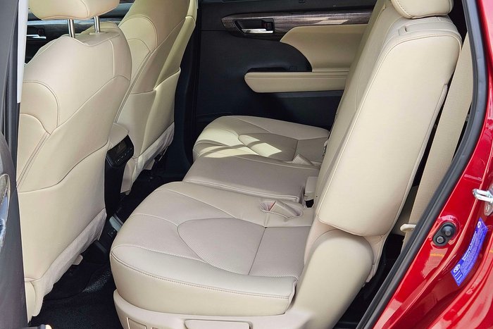 2022 Toyota Kluger Grande