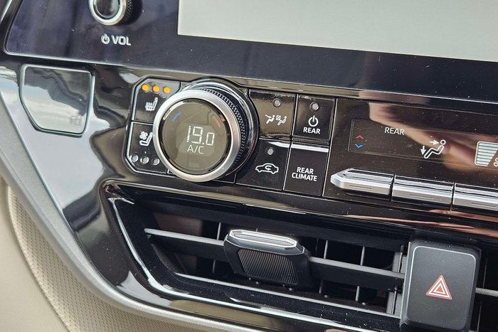 2022 Toyota Kluger Grande