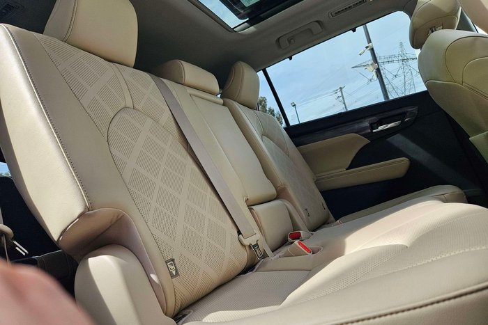 2022 Toyota Kluger Grande