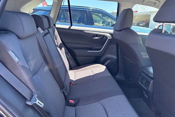 2025 Toyota RAV4 GXL