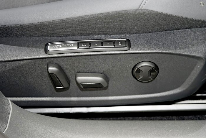 2024 Volkswagen ID.4 Pro