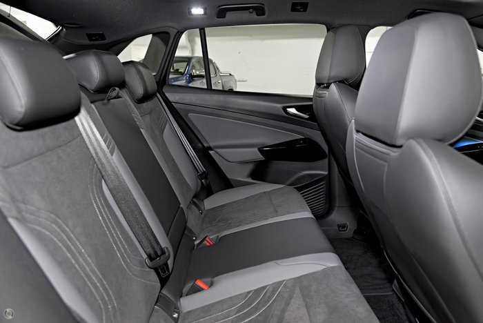 2024 Volkswagen ID.4 Pro