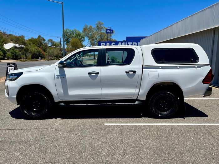 2021 Toyota Hilux SR