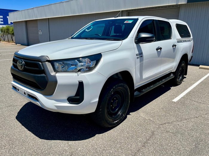 2021 Toyota Hilux SR