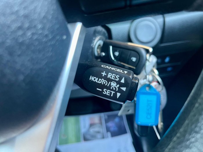 2021 Toyota Hilux SR