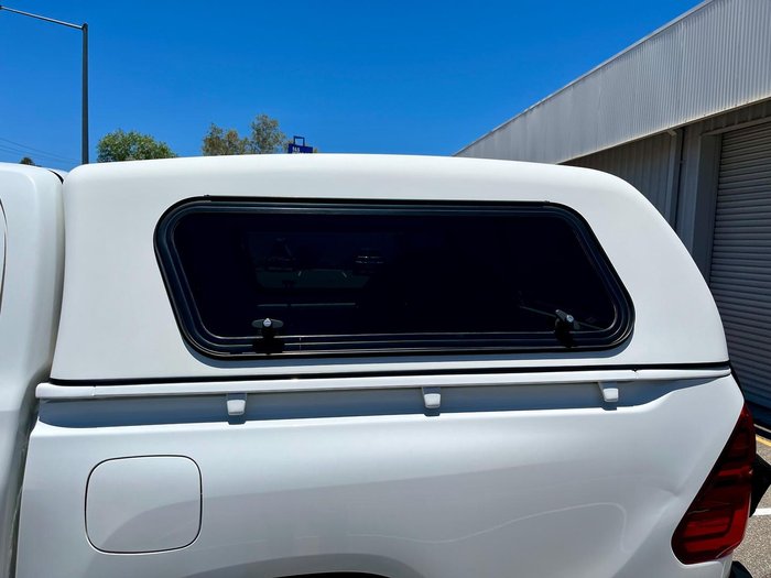 2021 Toyota Hilux SR