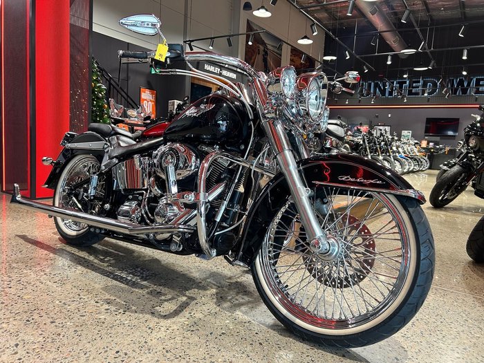 2015 Harley-Davidson Softail Deluxe 1690 (FLSTN) Softail Black