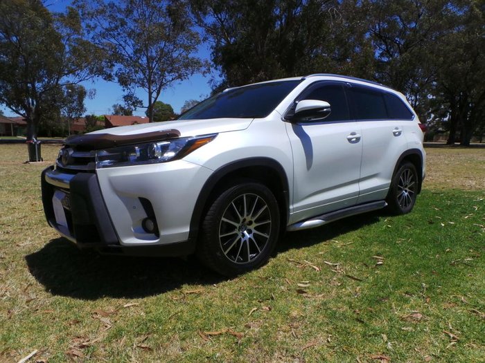 2017 Toyota Kluger Grande
