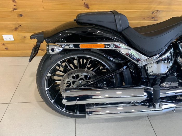 2025 Harley-davidson FXBR BREAKOUT (117)