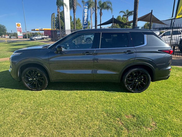 2024 Mitsubishi Outlander Black Edition