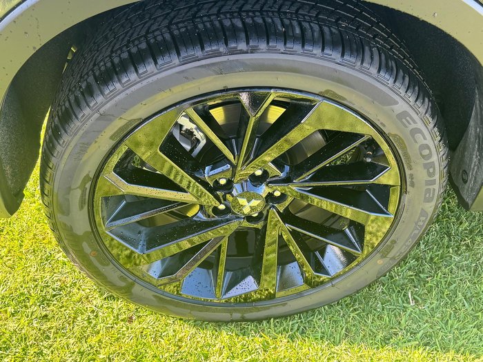 2024 Mitsubishi Outlander Black Edition