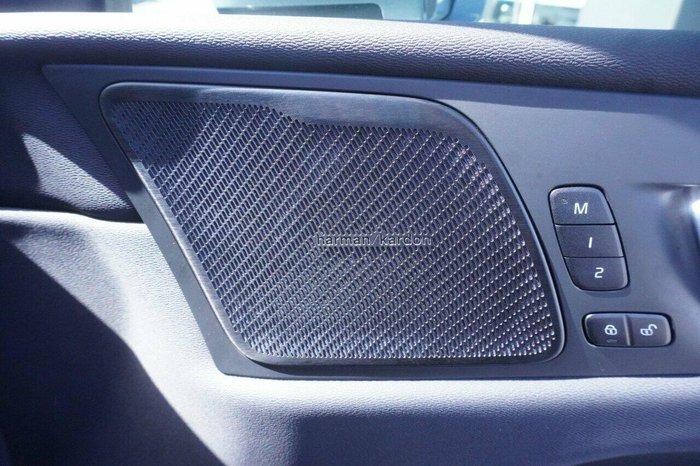 2023 Volvo XC60 Ultimate B5 Bright