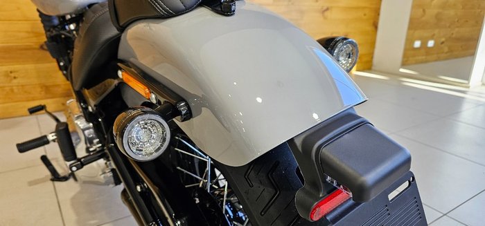 2025 Harley-davidson FXBB Street Bob Grey