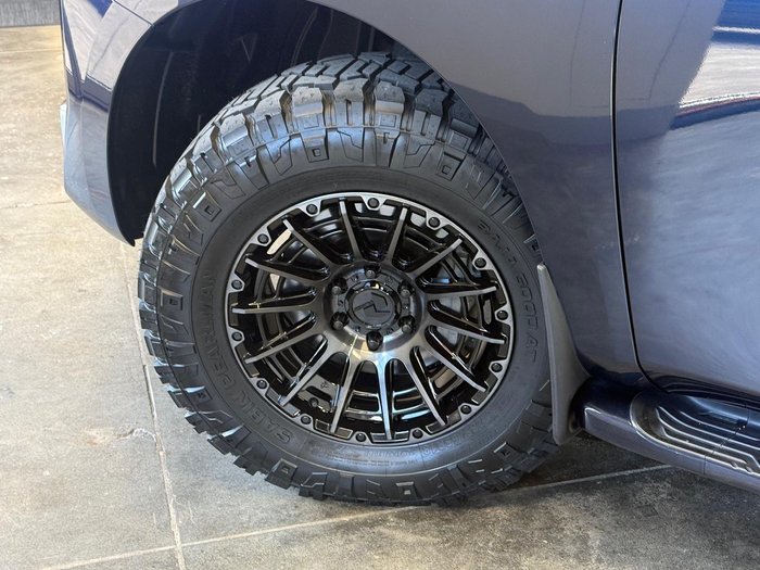 2023 Nissan Patrol Ti-L