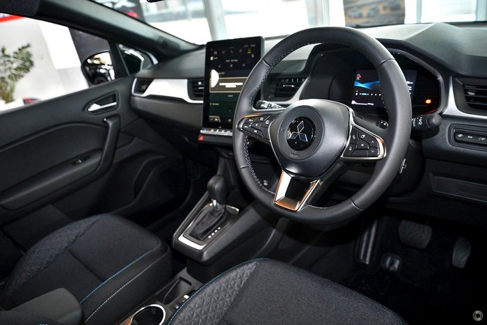 2025 Mitsubishi ASX LS