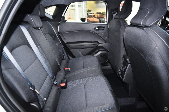 2025 Mitsubishi ASX LS XE MY25 Crystal White