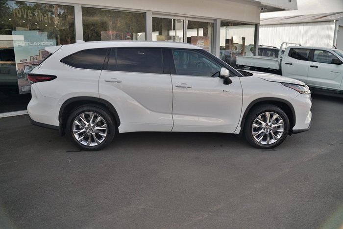 2024 Toyota Kluger Grande