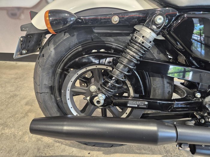 2018 Harley-Davidson Iron 1200 (XL1200NS) Sportster White