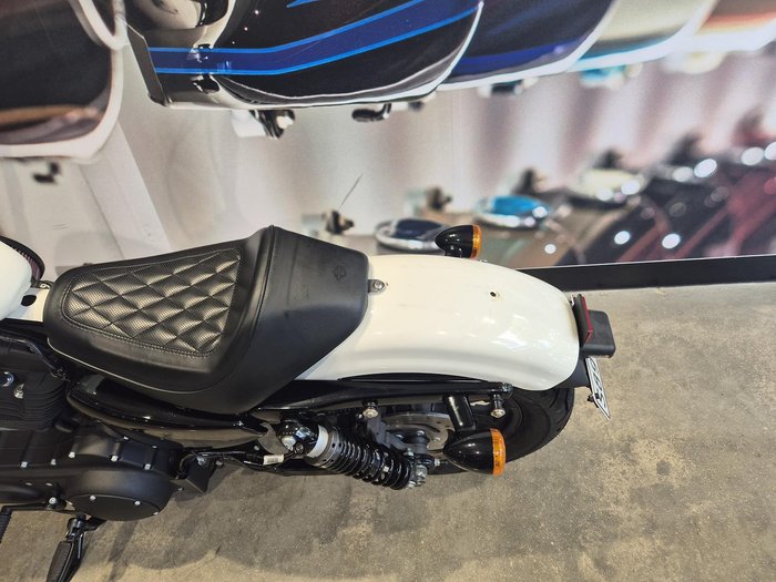 2018 Harley-Davidson Iron 1200 (XL1200NS) Sportster White