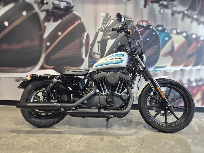 2018 Harley-Davidson Iron 1200 (XL1200NS) Sportster White