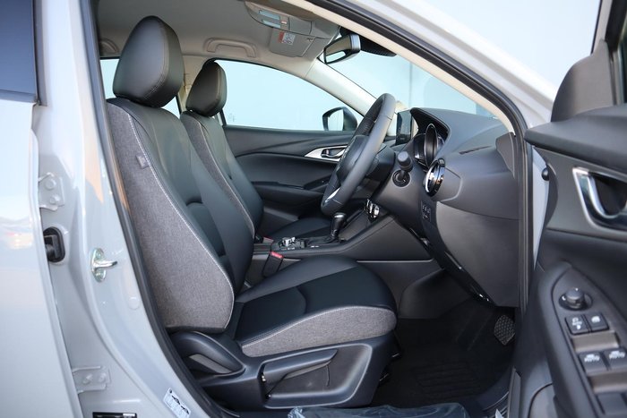 2025 Mazda CX-3 G20 Evolve