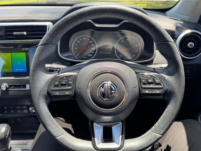 2020 MG ZS Essence AZS1 MY19 Diamond Red