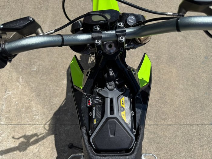 2025 Sur-ron 2025 SURRON Hyper Bee GREEN