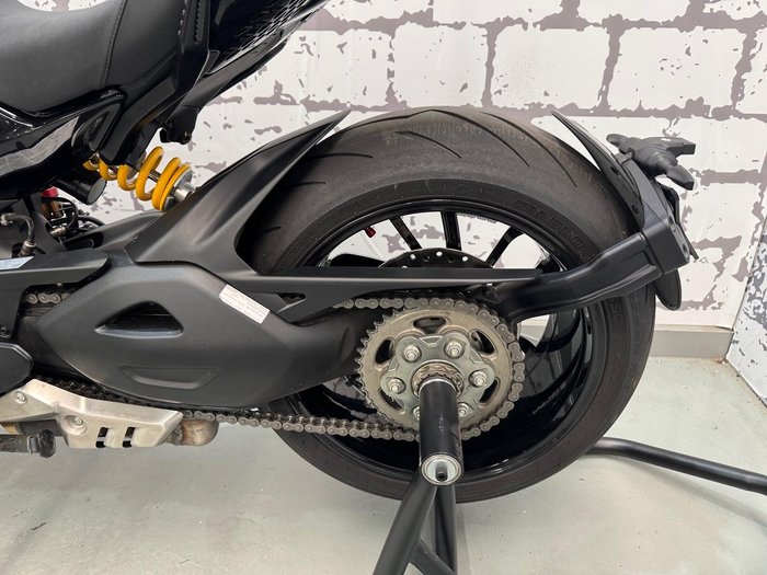 2024 Ducati Diavel V4 Diavel Red