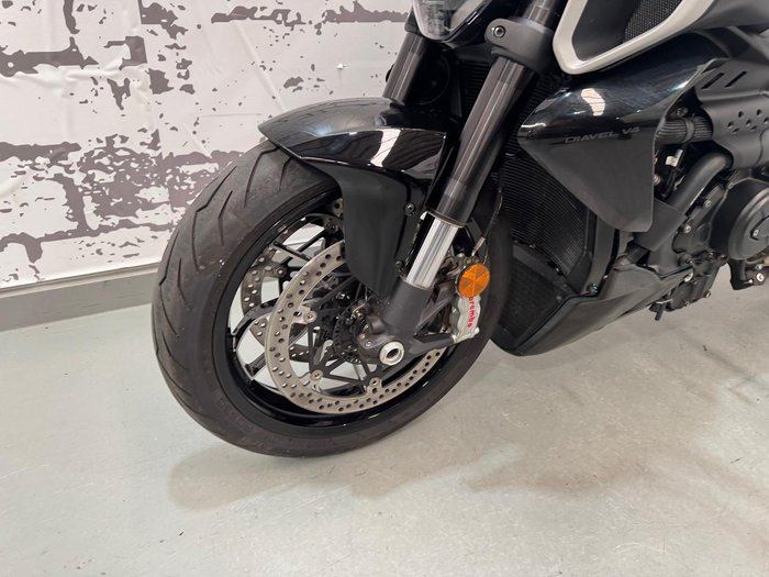 2024 Ducati Diavel V4 Diavel Red