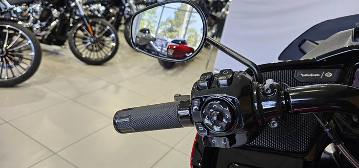 2025 Harley-davidson FLTRXSE CVO ROAD GLIDE (121) Red