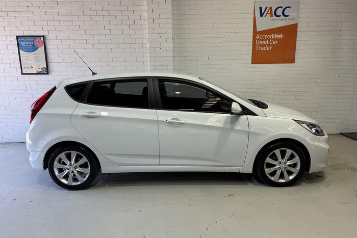 2017 Hyundai Accent Sport RB6 MY18 Chalk White